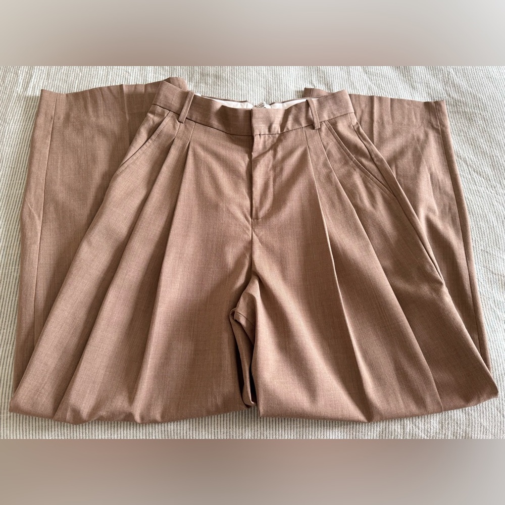 Banana Republic Siena Wide-Leg Italian Wool Pants - Camel - Size: 2 - Like New! - Picture 8 of 11